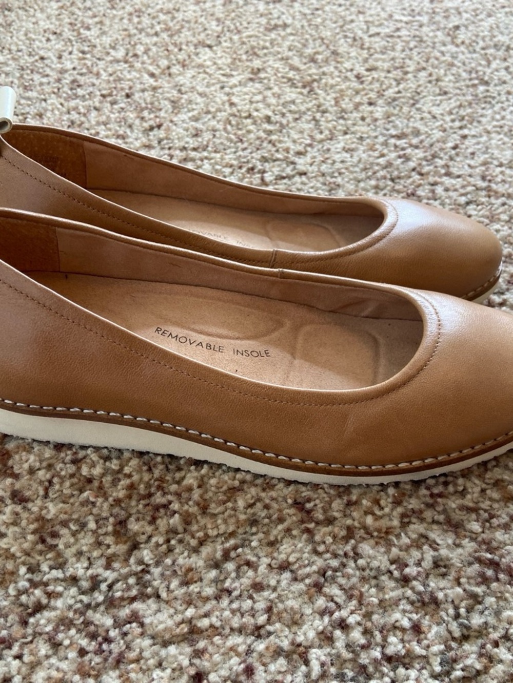 Classic Tan Leather Ballet Flats with Removable Insole